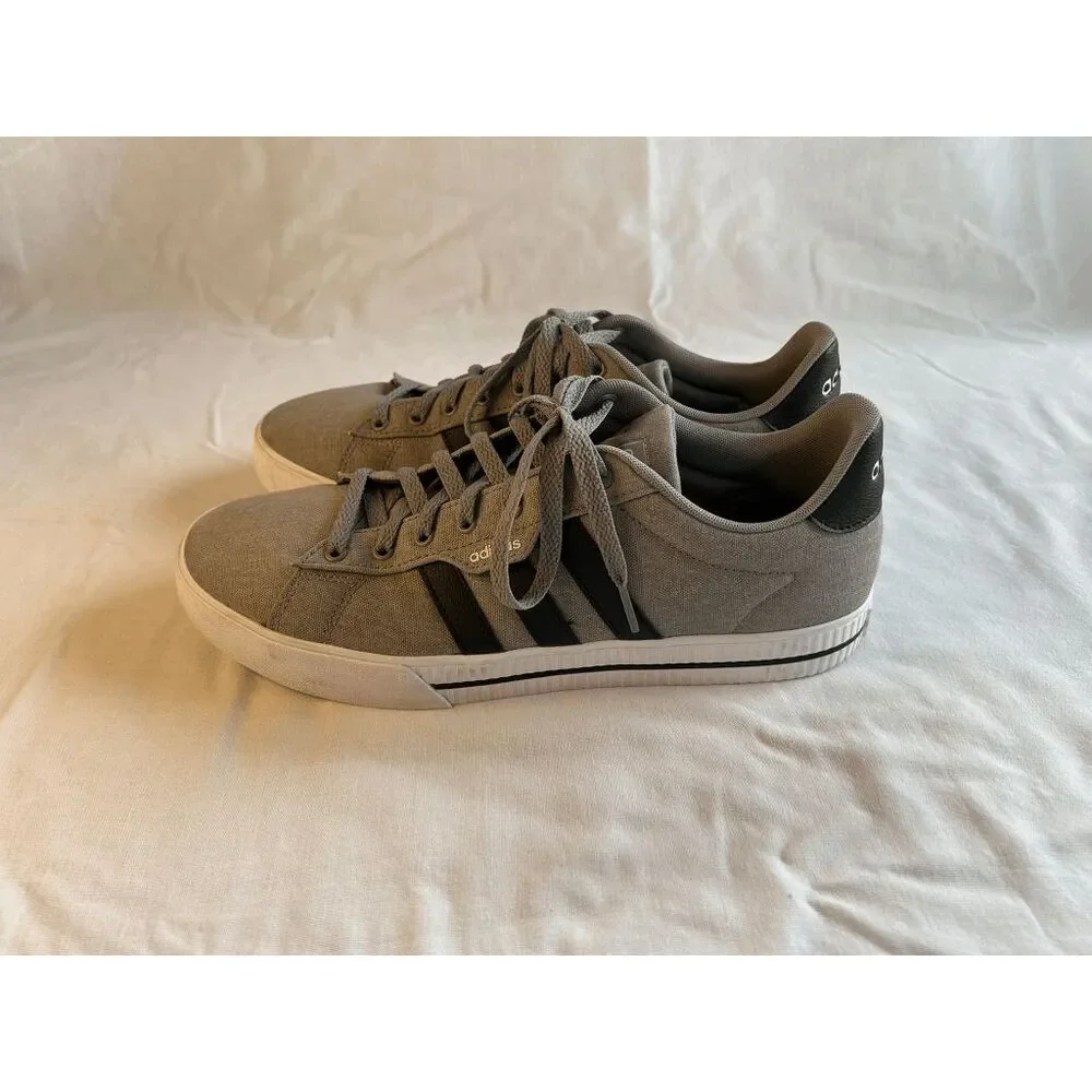 Men's Adidas Ortholite Sneaker/Street Shoe, Size 11.5 Gray/Black, Chunky, Preppy